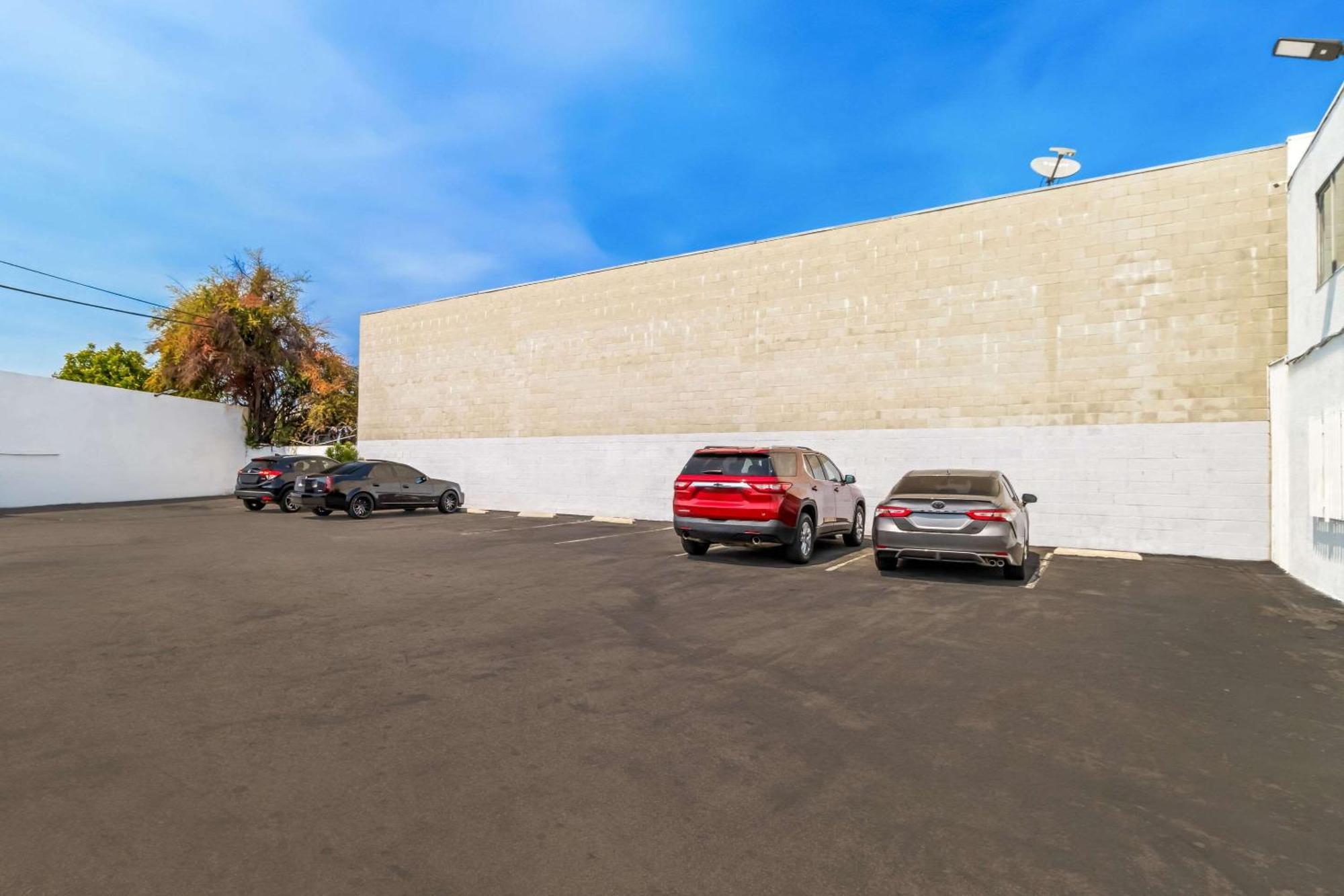 Rodeway Inn & Suites North Hollywood Burbank Airport - Universal Area Los Angeles Luaran gambar